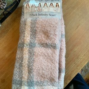 Emanuel Geraldo 2 pack Infinity Scarf